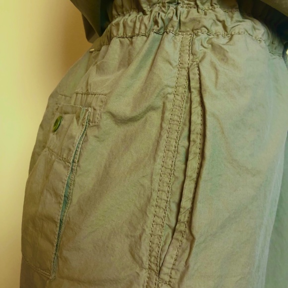 NWOT, GAP Cargo Dress, Khaki Green w/Draw String Waist - Picture 13 of 16